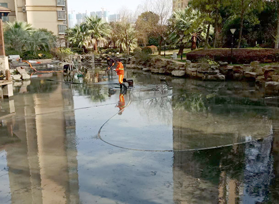 唐河景观池淤泥清理